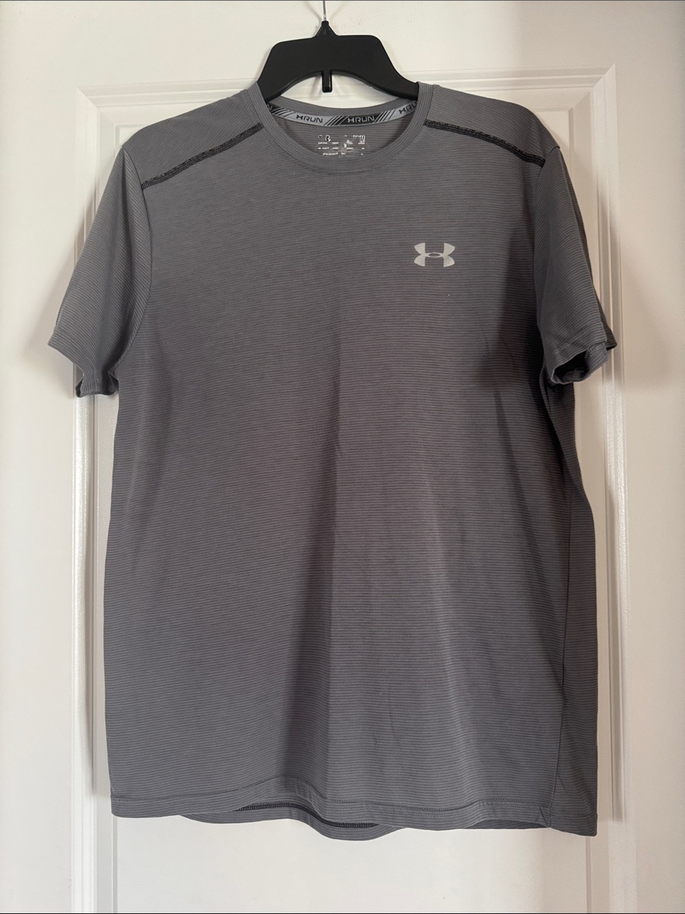 Under Armour Men’s Gray Short Sleeve Performance Tee (1108)